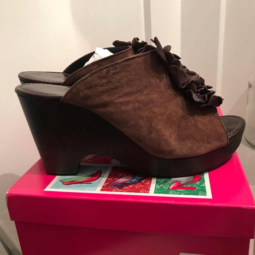 Brown Suede mule sandal